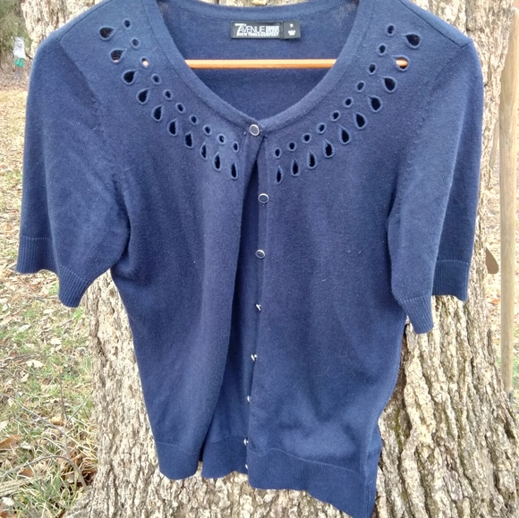 New York & Company Sweaters - 7th Avenue New York & Co Design Studio Cardigan in size M